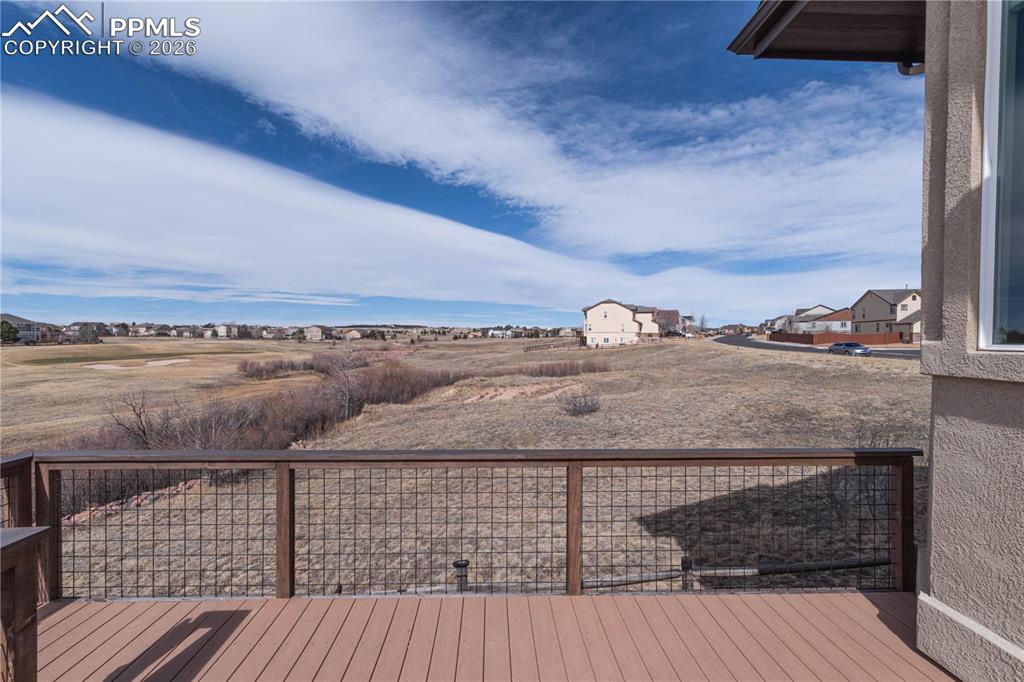 Image 41 of 45: Deck