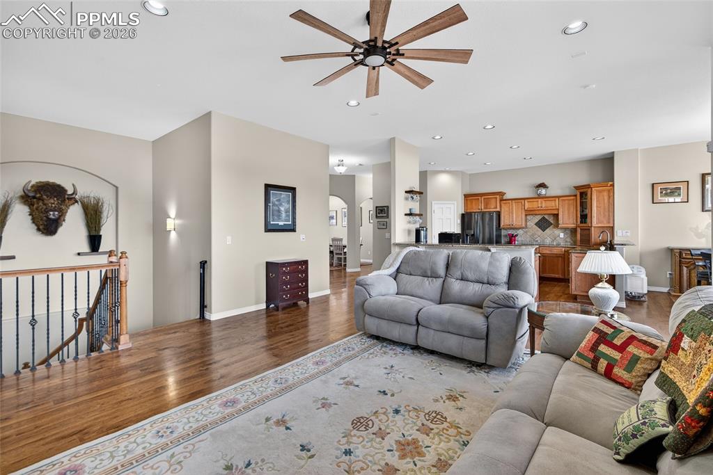 Image 7 of 45: Living Room