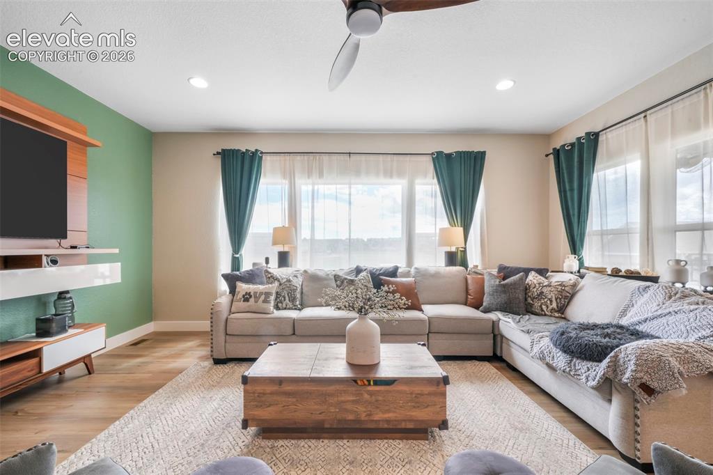 Image 15 of 50: Living Room