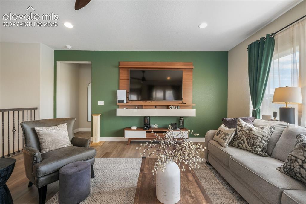 Image 16 of 50: Living Room