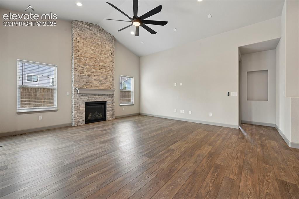 Image 13 of 42: Living Room
