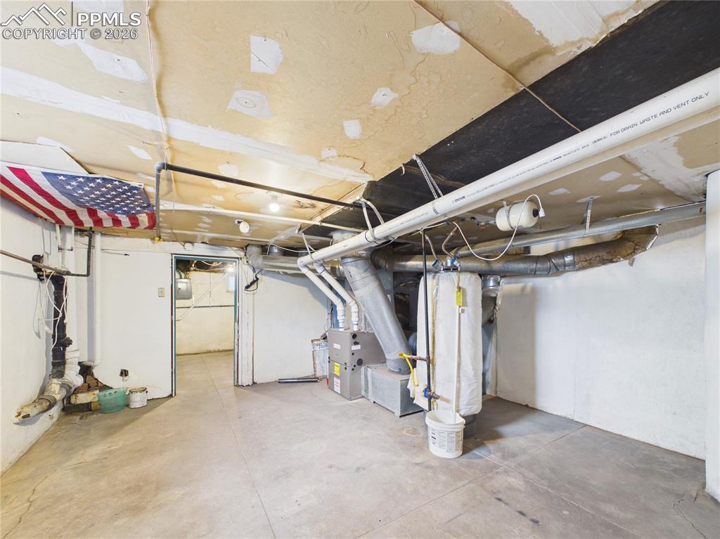 Image 34 of 43: Basement