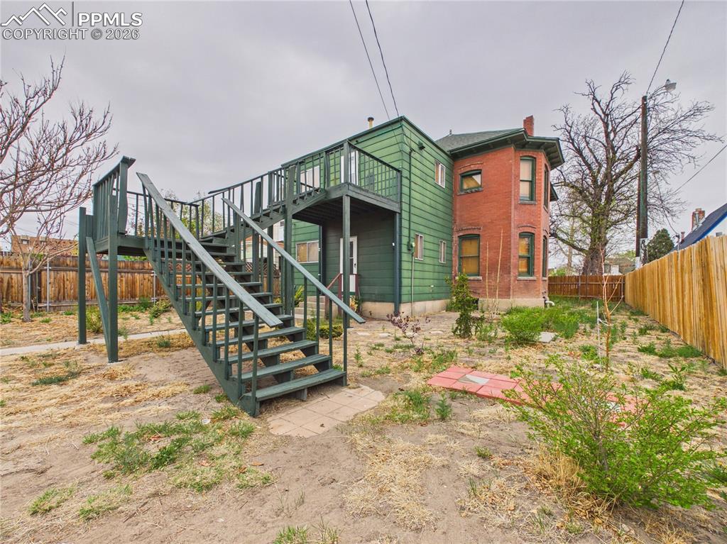 Image 38 of 43: Back of Structure