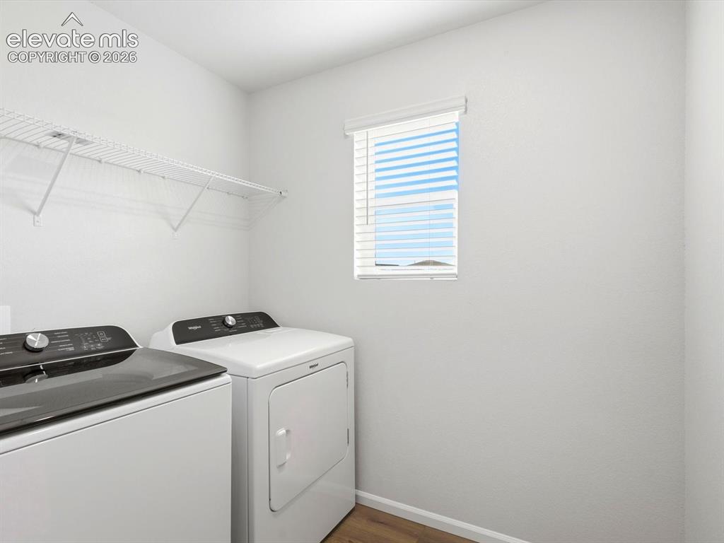 Image 33 of 37: Laundry