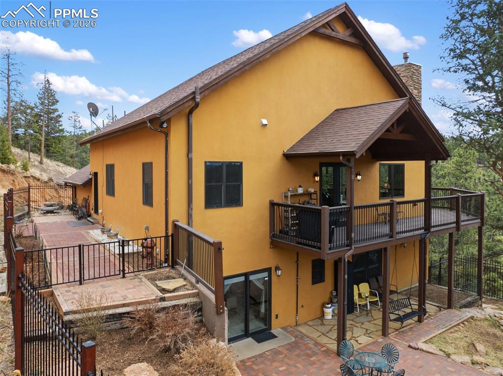 Image 44 of 48: 2nd Primary Bathroom