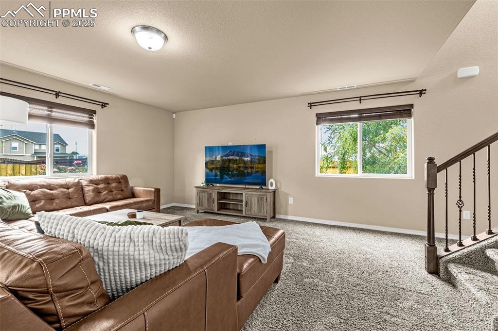 Image 5 of 29: Living Room