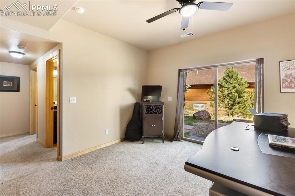 Image 23 of 42: Family room
