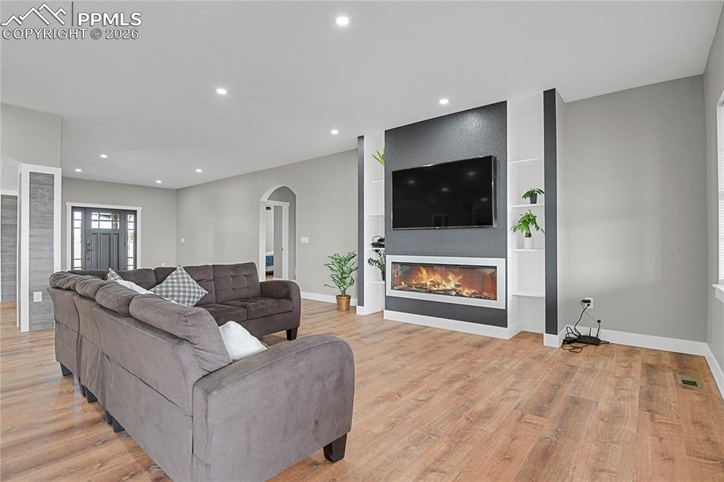 Image 10 of 48: 12 foot Electric Fireplace