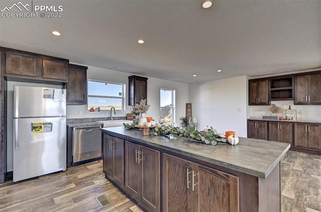 Listing 9478245, Image 13 of 36