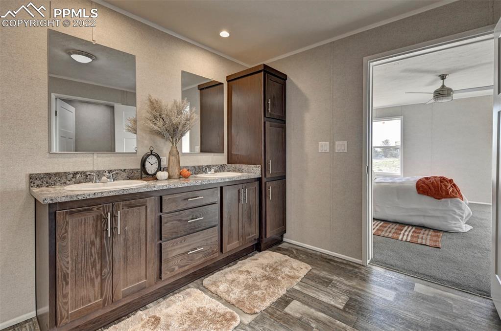 Listing 9478245, Image 35 of 36