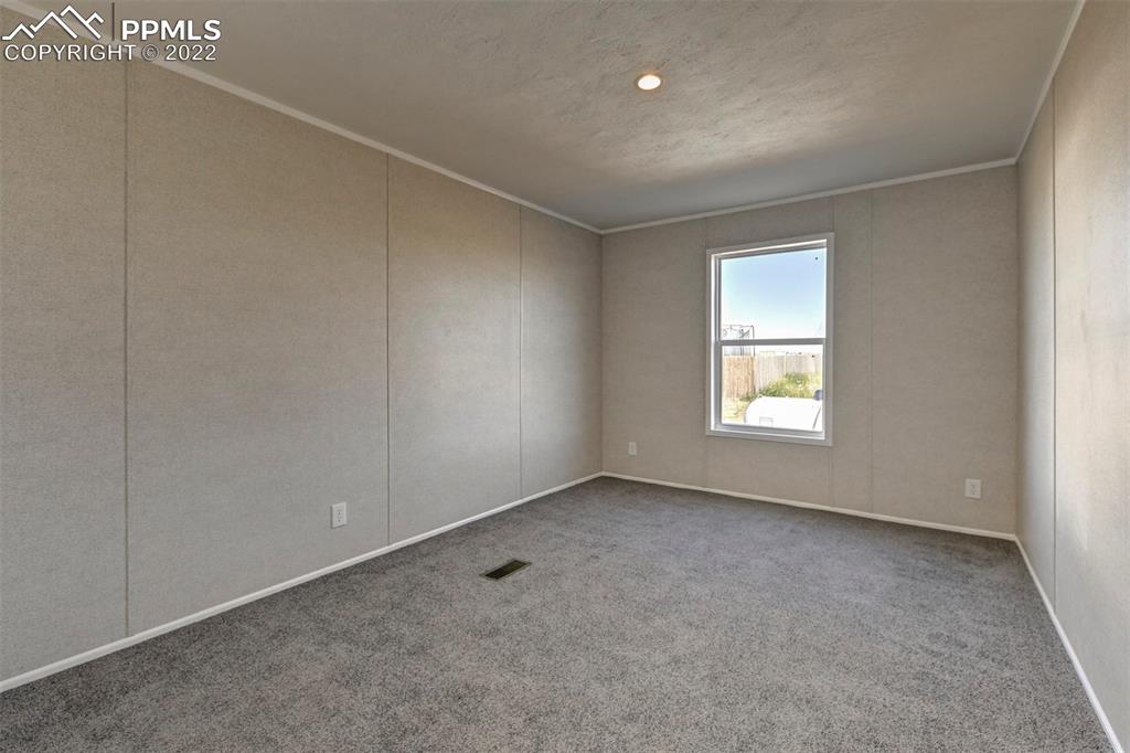 Listing 9478245, Image 44 of 50