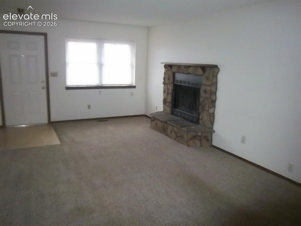 Image 8 of 15: Living Room