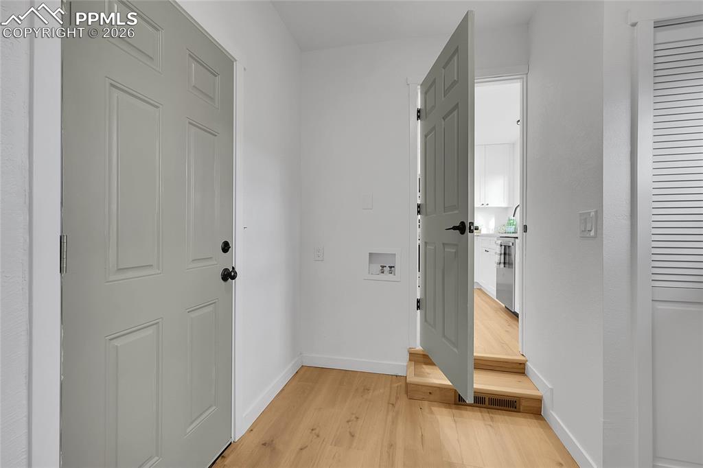 Image 12 of 29: Laundry