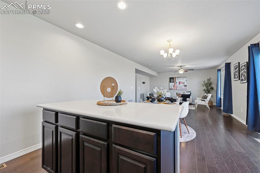 Image 13 of 30: Kitchen