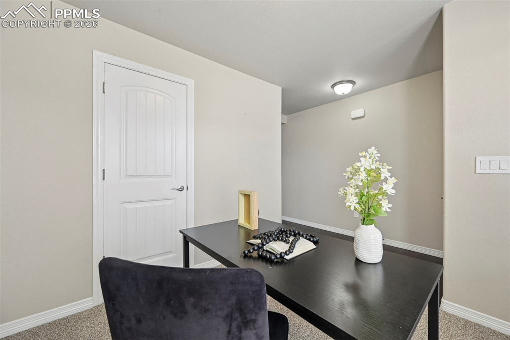 Image 5 of 30: Office