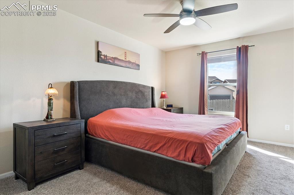 Image 10 of 29: with walk-in closet