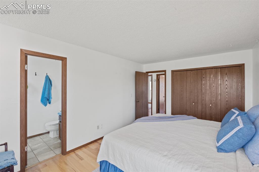 Image 19 of 46: Primary Bedroom, lots of Natural Light, ensuite bathroom