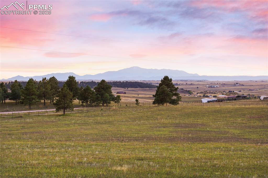 Image 14 of 45: View