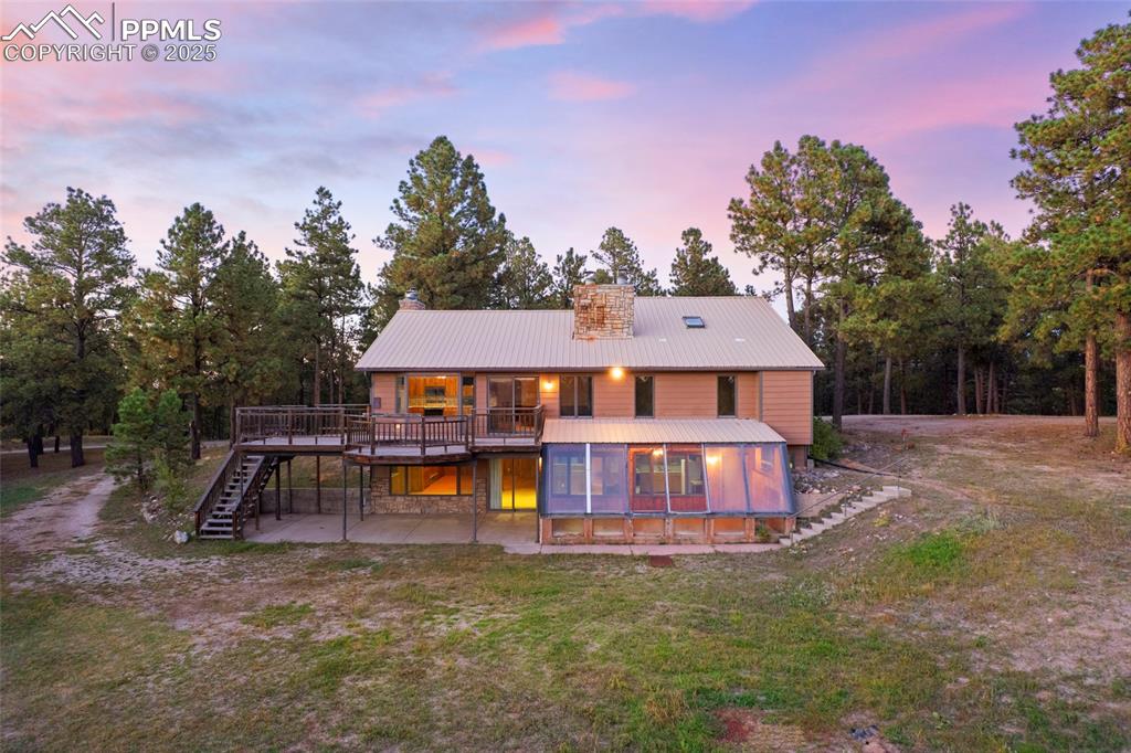 Image 31 of 45: Back of Structure