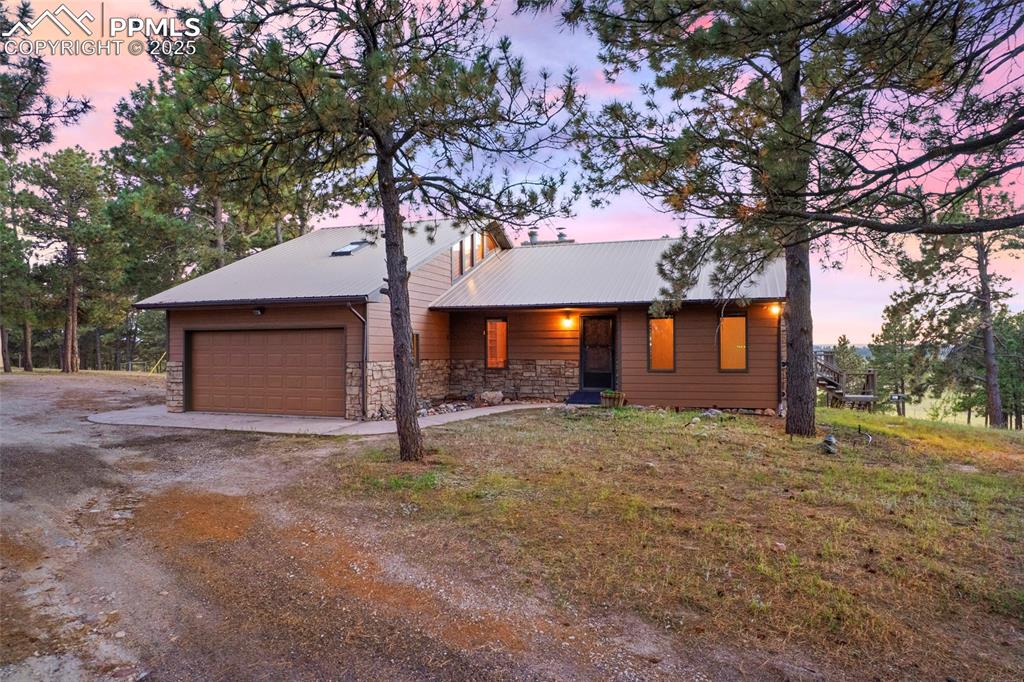 Image 5 of 45: Front of Structure