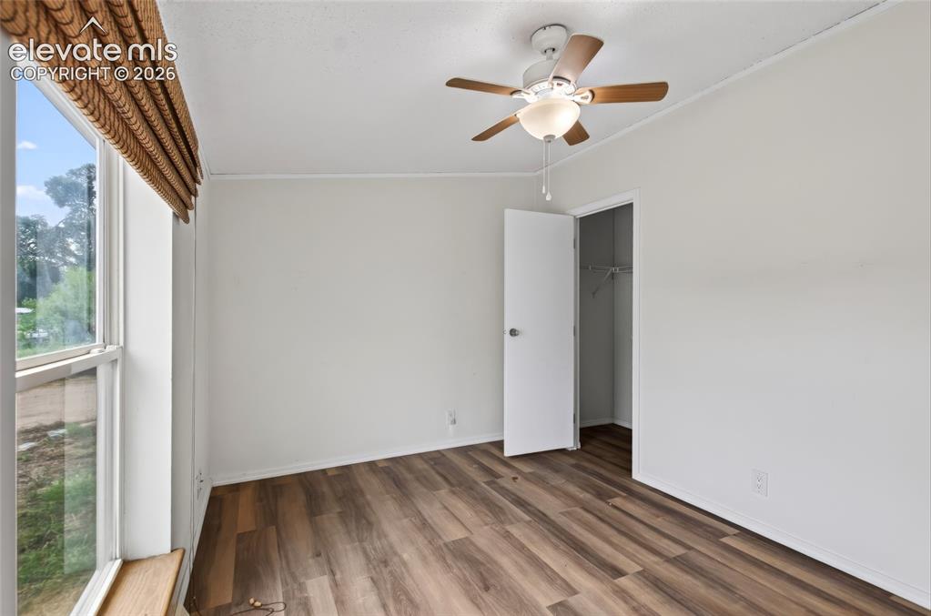 Image 19 of 38: Bedroom