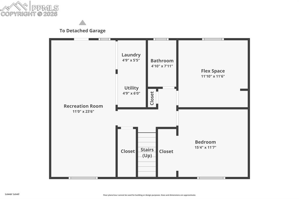 Image 48 of 49: View of room layout