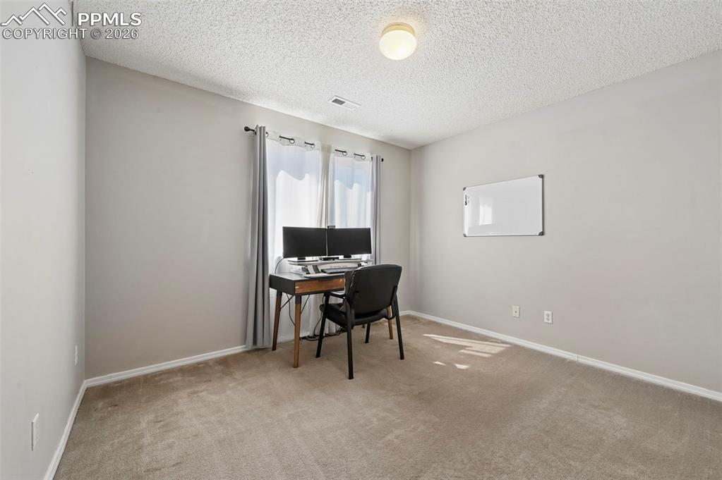 Image 15 of 36: Office