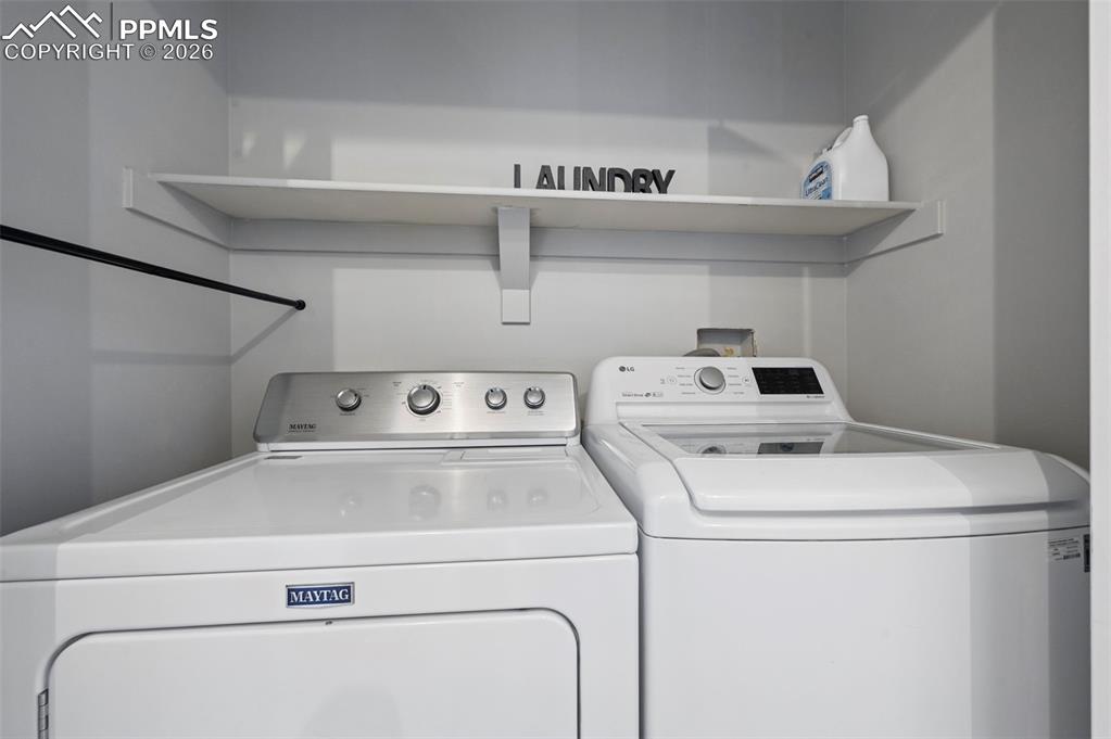 Image 21 of 36: Laundry