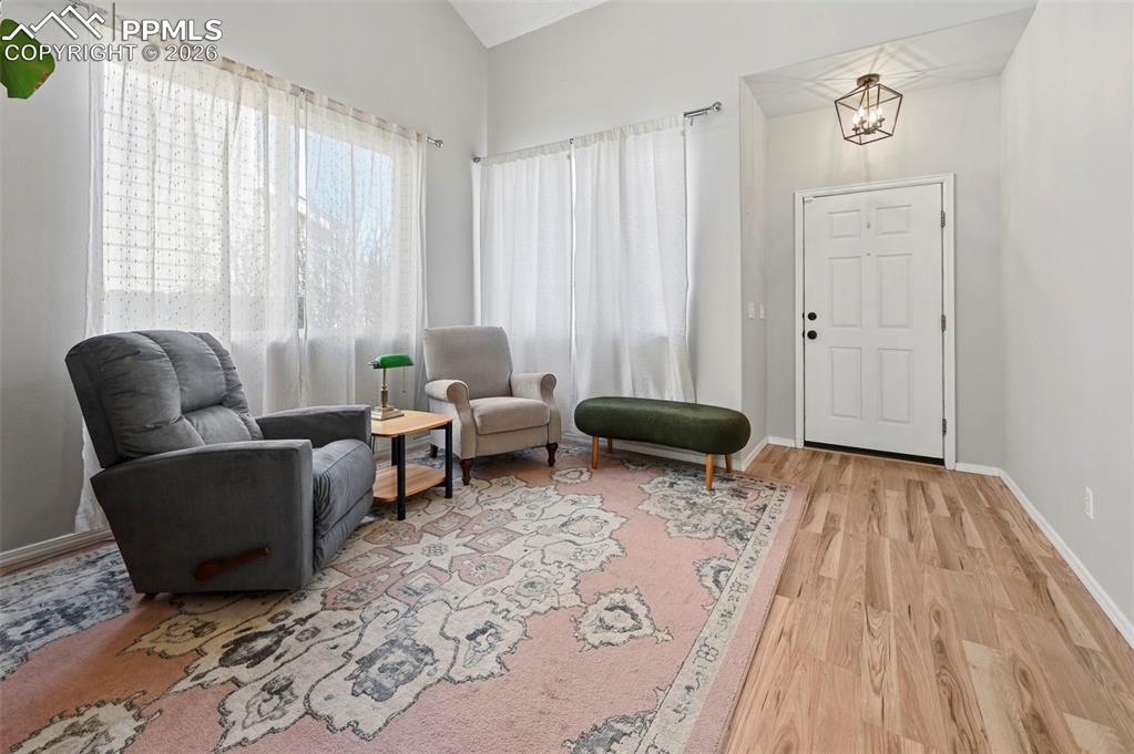 Image 3 of 36: Sitting Room