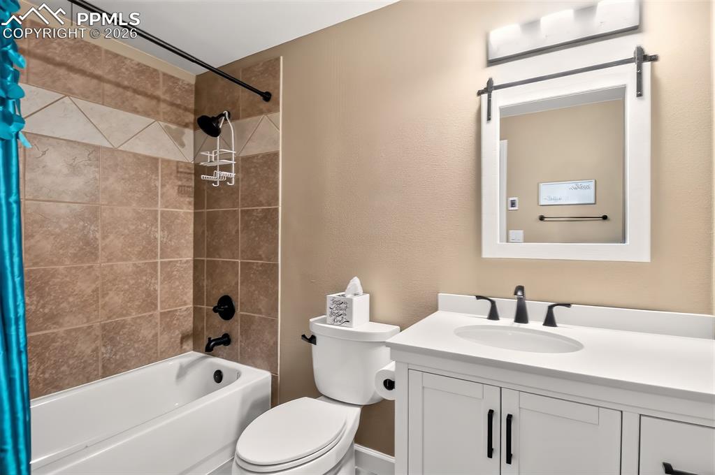 Image 30 of 49: No Description Available