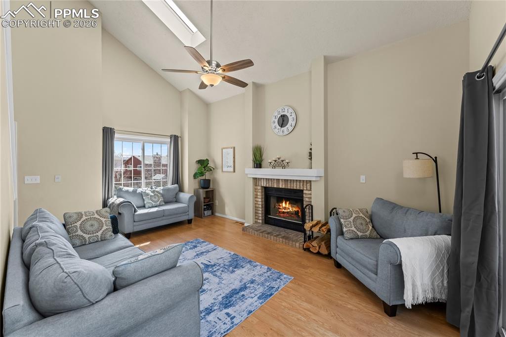 Image 6 of 36: Living Room