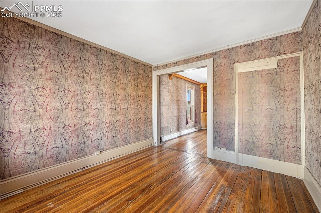 Image 25 of 36: Bonus Room