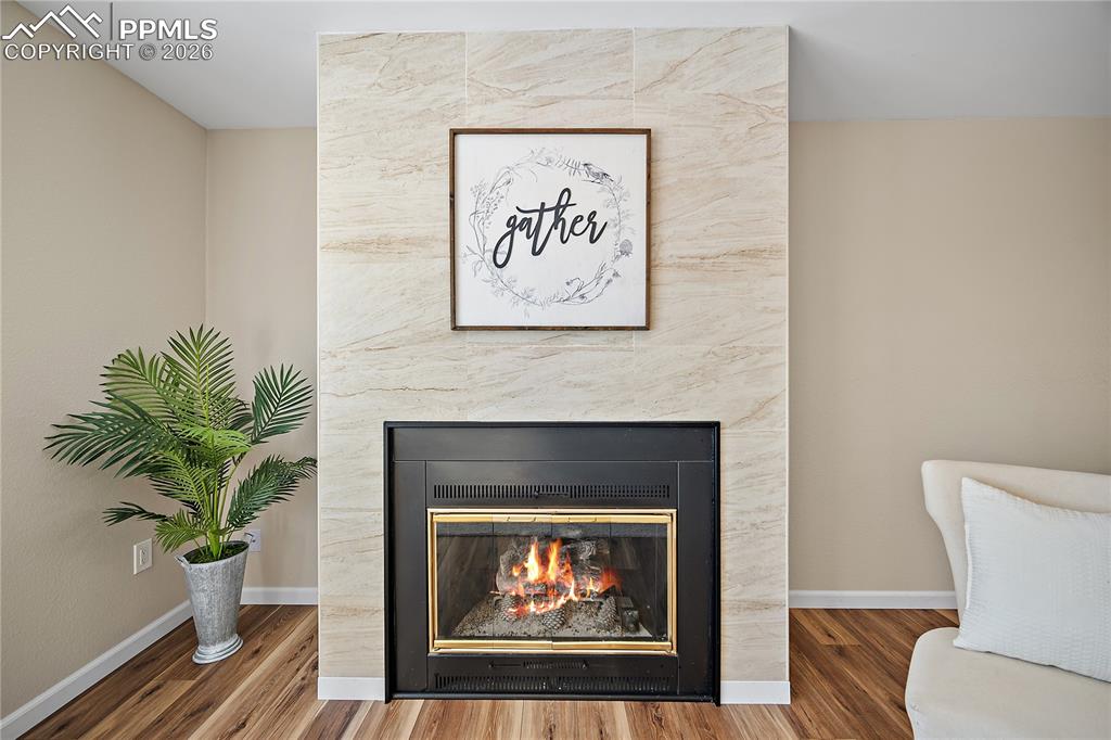 Image 7 of 45: Beautiful tile surround