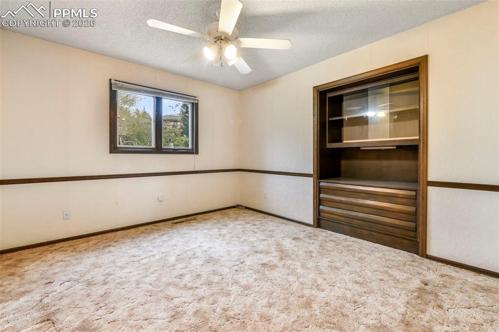 Image 19 of 50: Master Bedroom