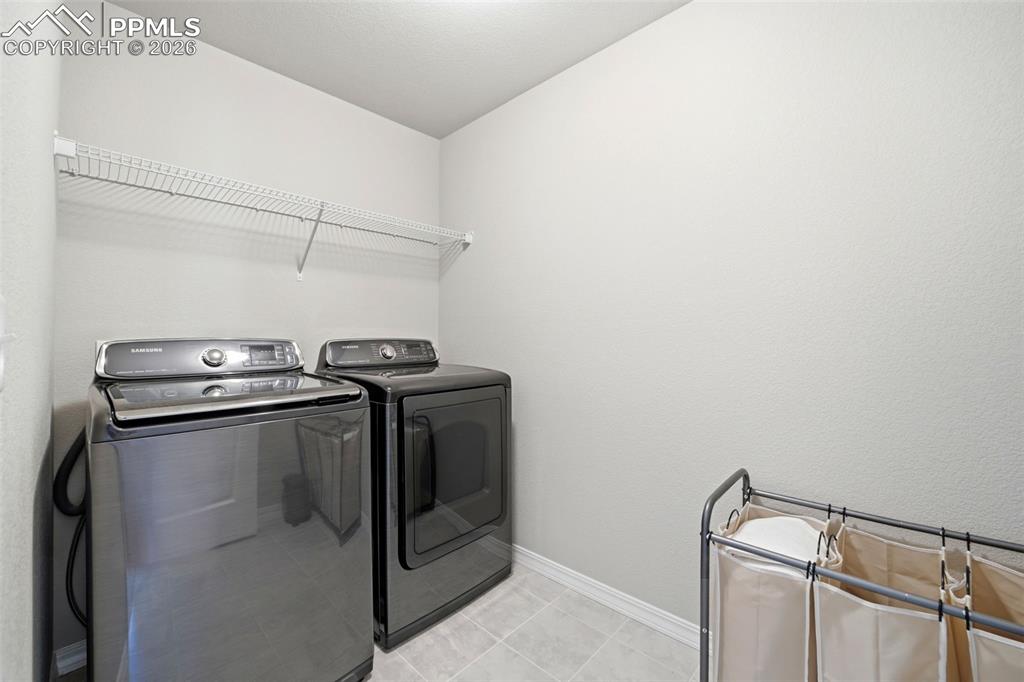 Image 28 of 44: Laundry