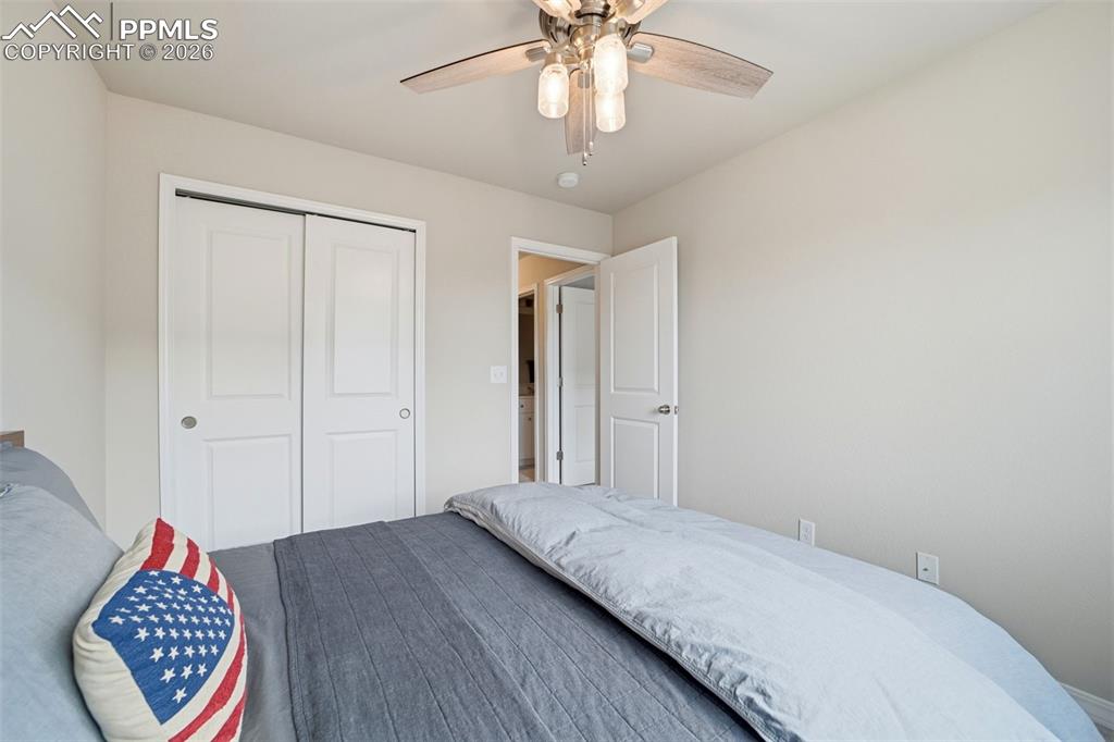 Image 39 of 44: Bedroom