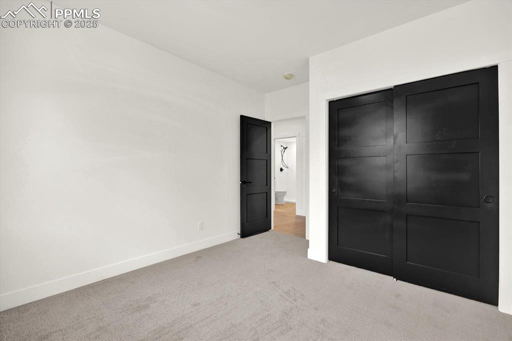 Image 36 of 47: Bedroom