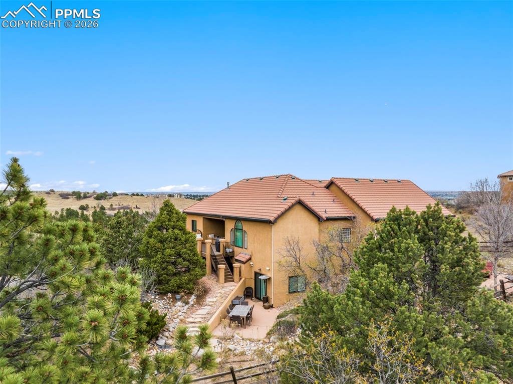 Image 46 of 49: Back of Structure