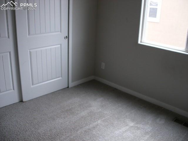 Image 42 of 44: Bedroom