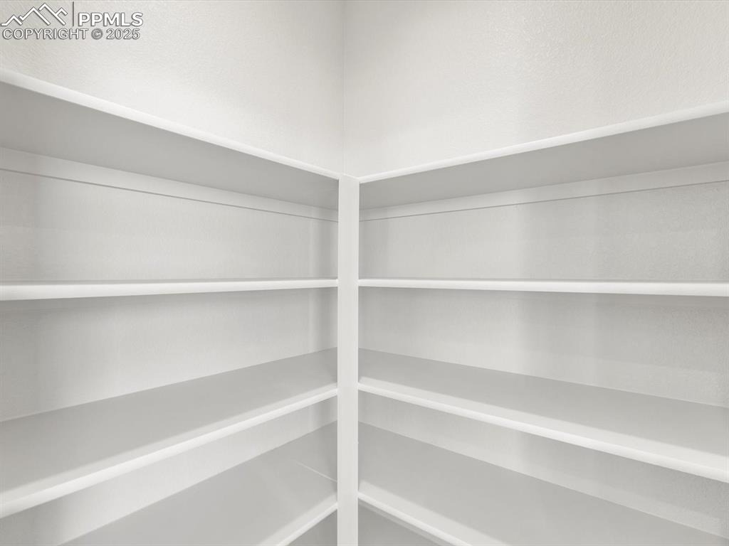 Image 10 of 25: Pantry