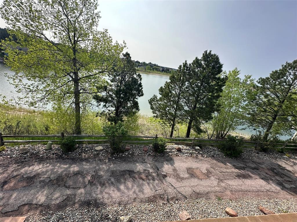 Image 14 of 23: Lake