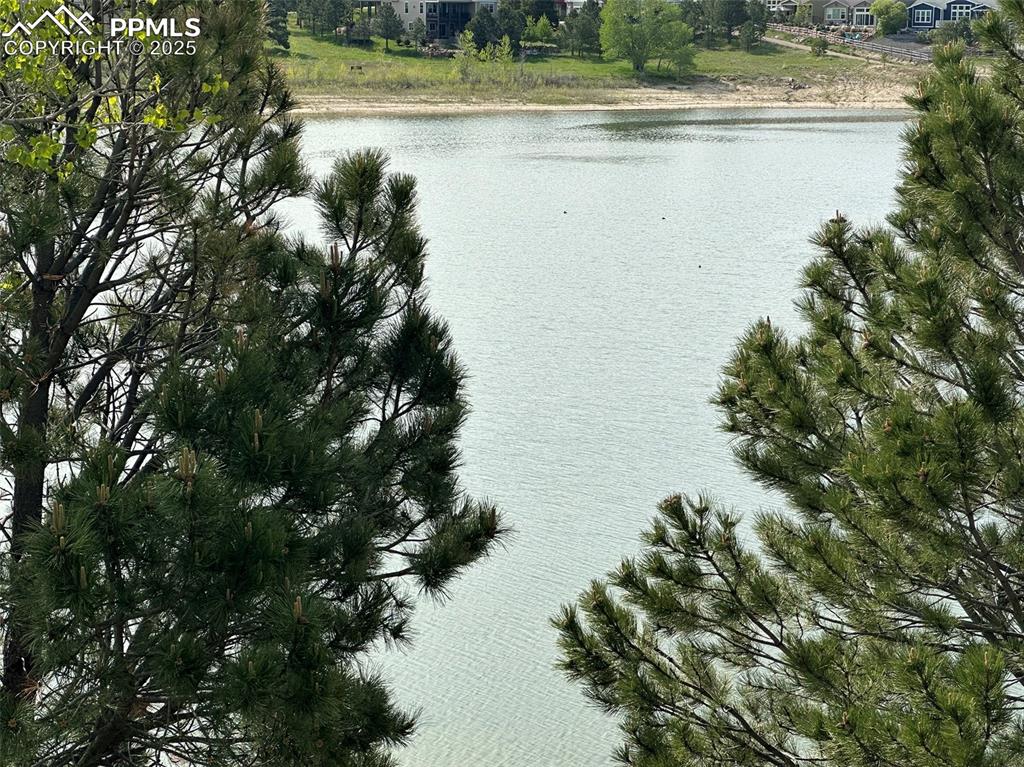 Image 3 of 23: Lake