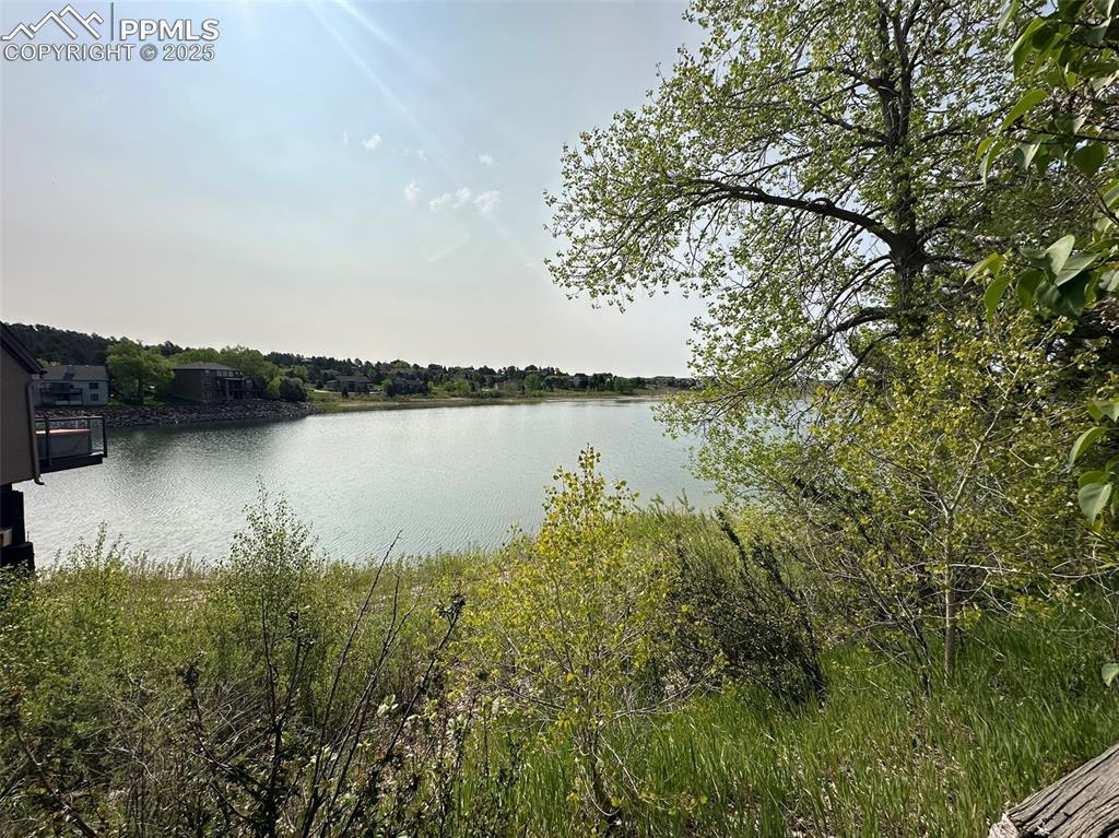 Image 4 of 23: Lake