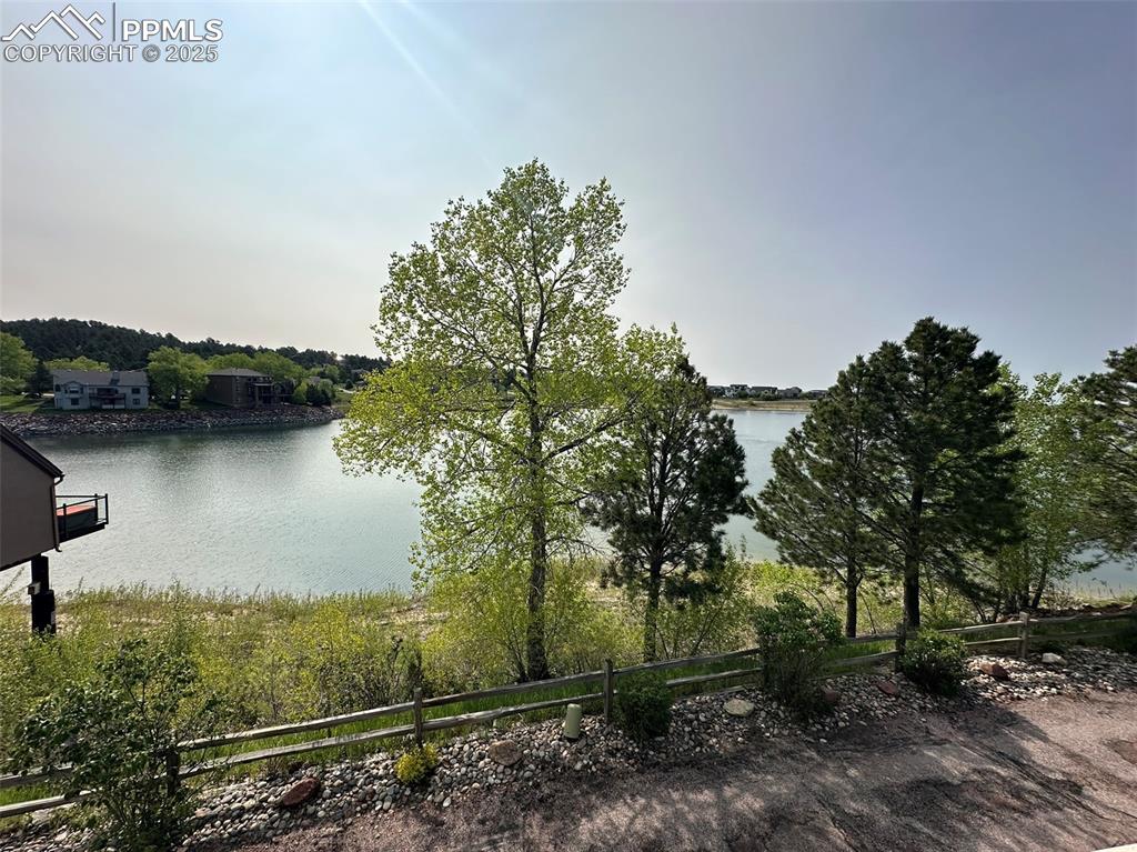 Image 5 of 23: Lake