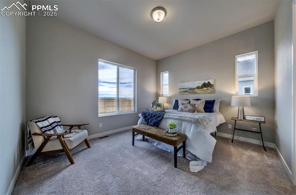 Image 19 of 36: Master Bedroom