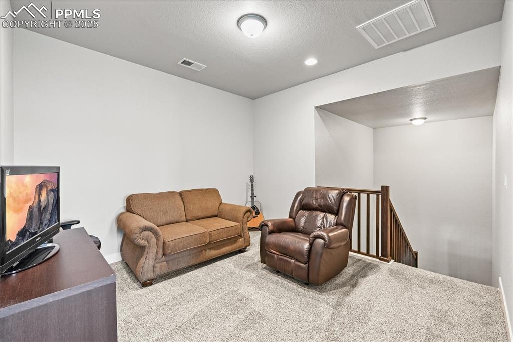 Image 44 of 47: Living Room