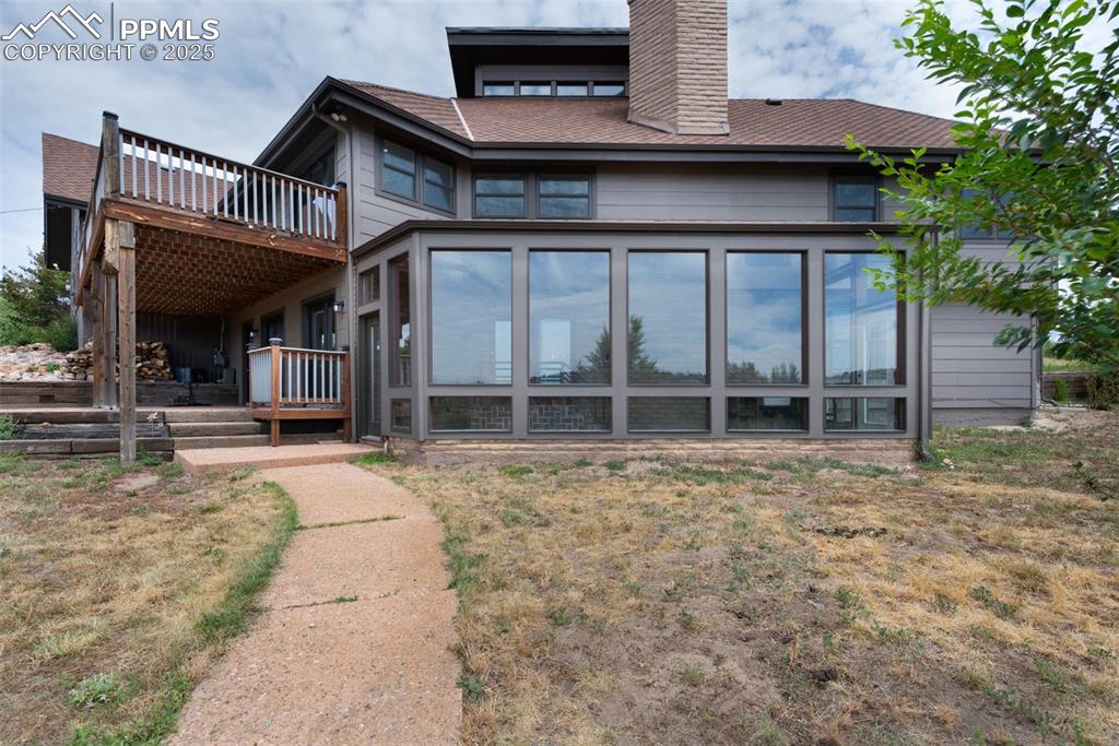 Image 40 of 46: Back of Structure