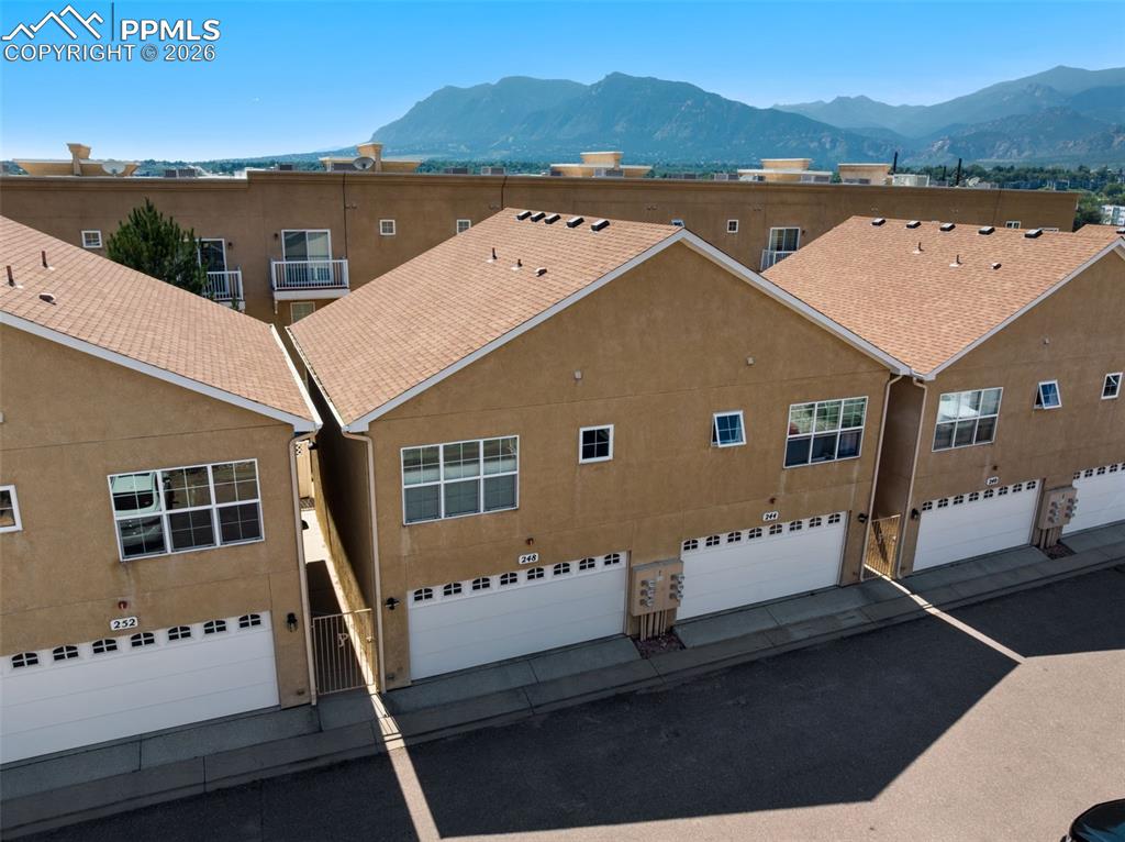 Image 49 of 50: Side of Structure