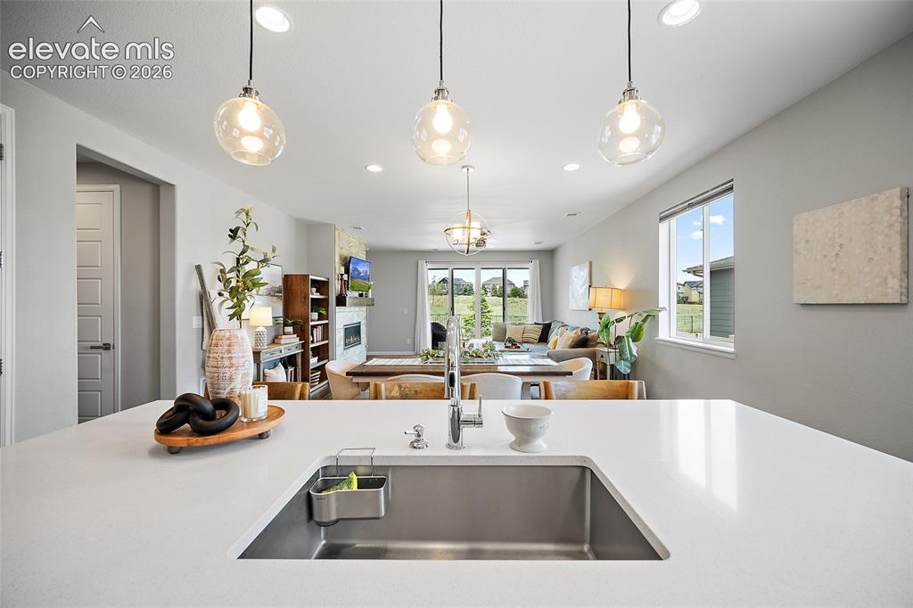 Image 5 of 38: Kitchen