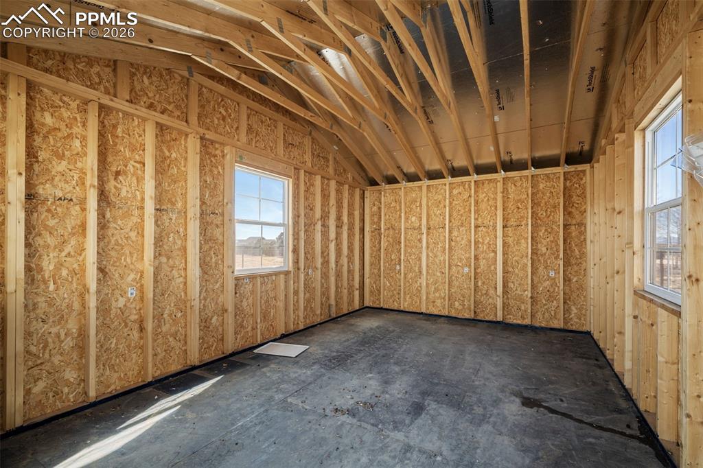 Image 43 of 50: Storage